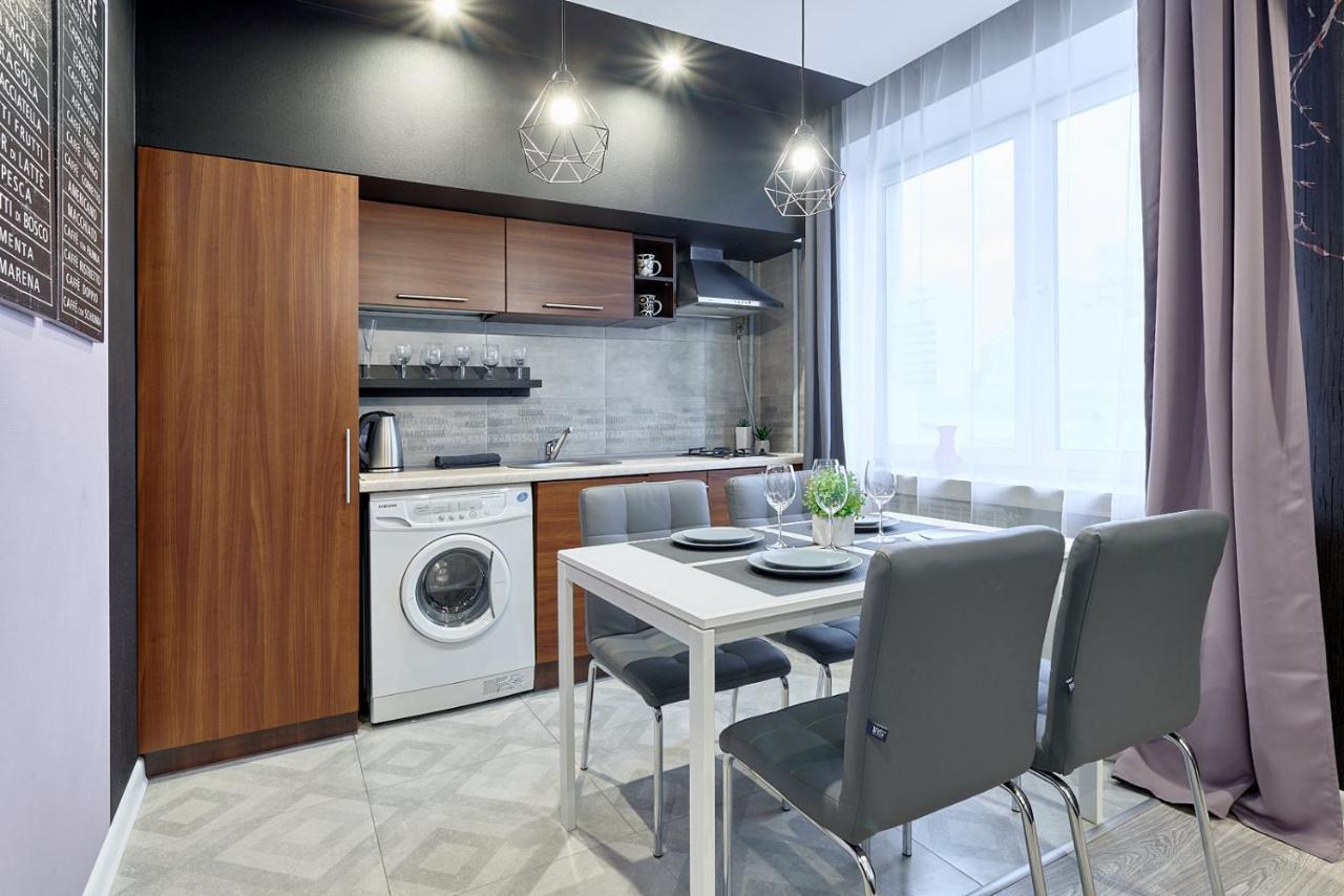 New Apart Lesi Ukrainky Blvd And Olimpiyska And Kreshchatyk And Manhattan City With Parking Kiev Dış mekan fotoğraf
