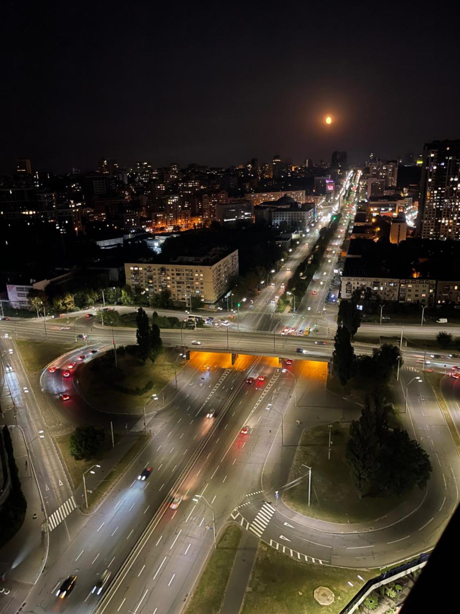 New Apart Lesi Ukrainky Blvd And Olimpiyska And Kreshchatyk And Manhattan City With Parking Kiev Dış mekan fotoğraf