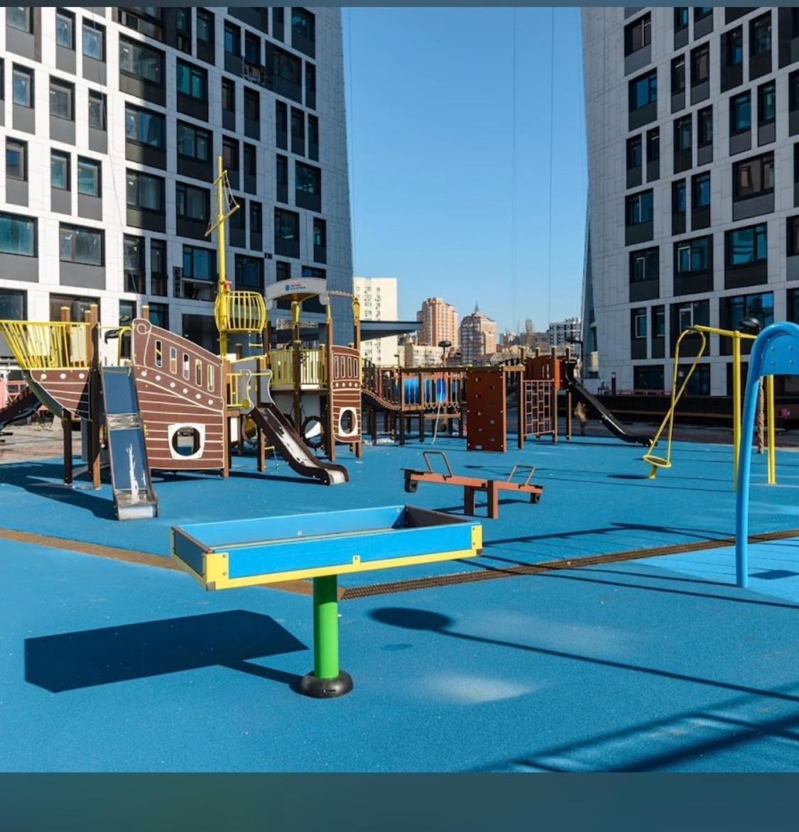 New Apart Lesi Ukrainky Blvd And Olimpiyska And Kreshchatyk And Manhattan City With Parking Kiev Dış mekan fotoğraf